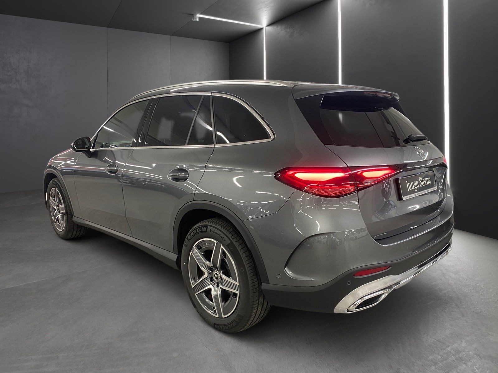 Fahrzeugabbildung Mercedes-Benz GLC 300 4M AMG*AHK*Totwinkel*Kamera*Memory*LED*