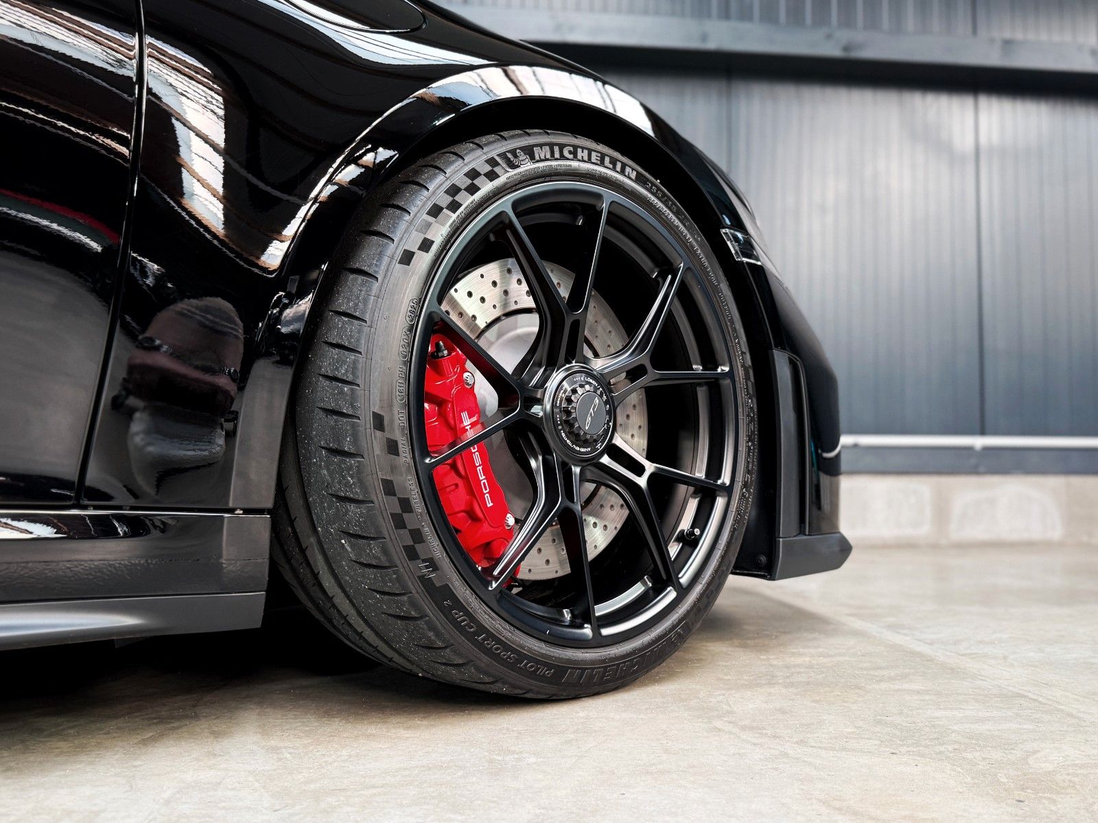 Fahrzeugabbildung Porsche GT3 + 1. Hand + 1.835 km + Lift + Carbon + BOSE