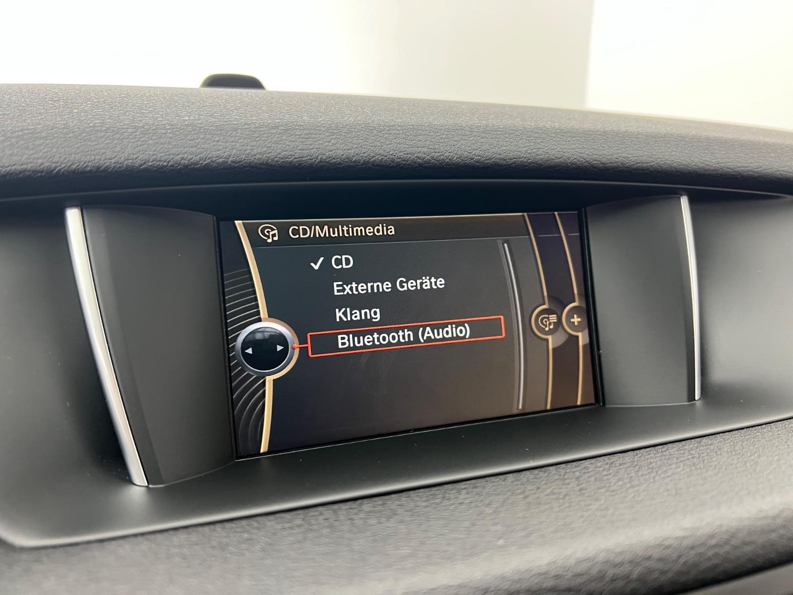 BMW X1 sDrive 20i / 1.HD / NUR 58.tKM / XENON / NAVI