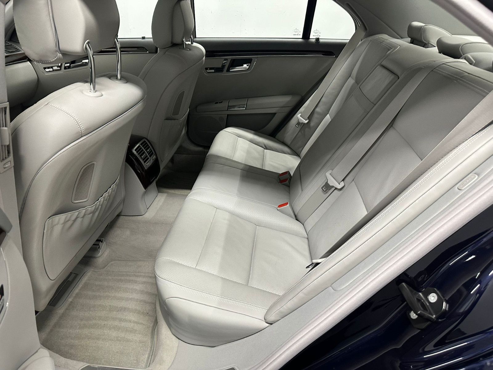 Fahrzeugabbildung Mercedes-Benz S 500 4MATIC *2.Hand*DISTRO*SCHIEBED*SITZKLIMA