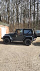 Jeep Wrangler 2.8l CRD Sahara Automatik - Jeep Wrangler von privat