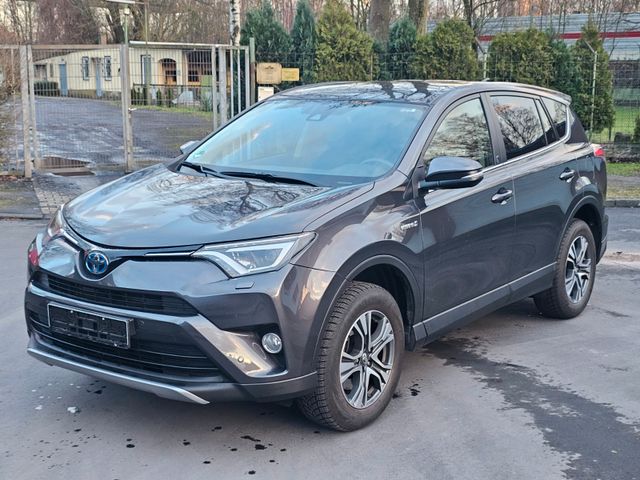 Toyota RAV 4 2,5-l-Hybrid Team Deutschland Auto 4x4