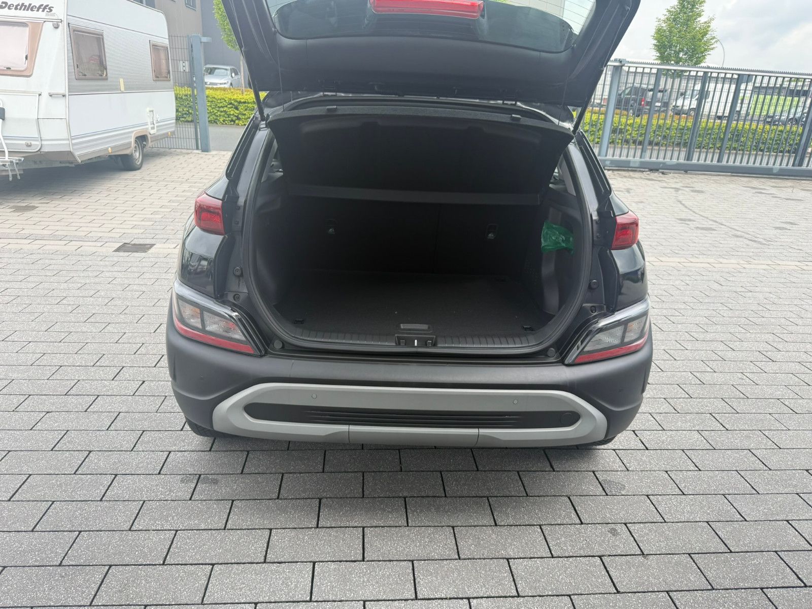 Fahrzeugabbildung Hyundai Kona Select KLIMAAUTO APPLE SITZHEIZ. ALLWETTER