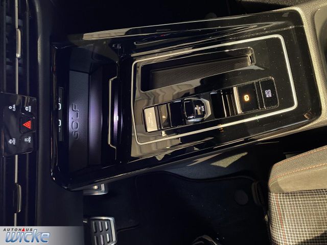 Golf VIII 2.0 TSI DSG GTI NAVI KLIMA LED LANE