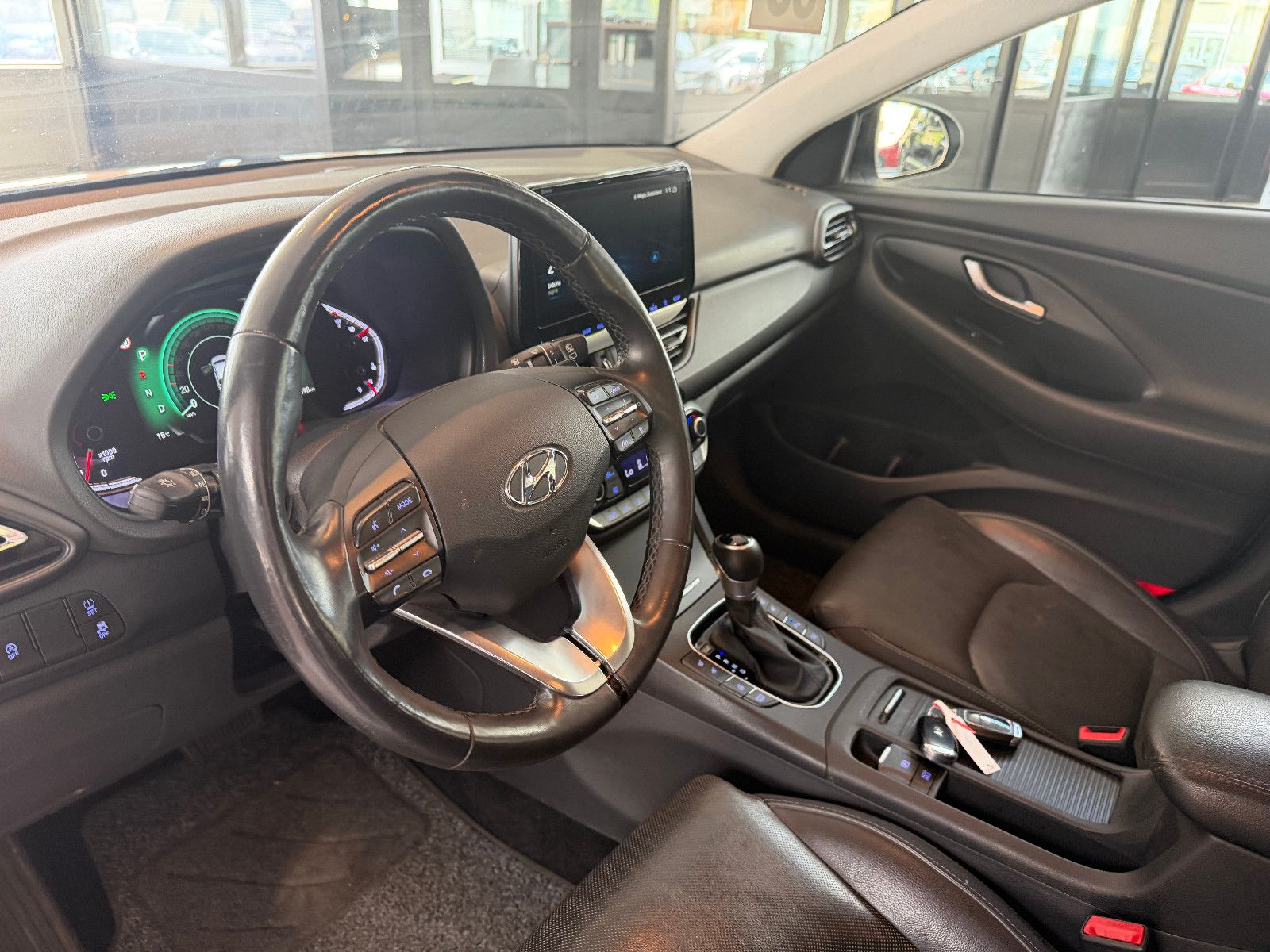 Fahrzeugabbildung Hyundai i30 Prime CW /AUTOMATIK/MEMORY/LEDER/HEIZ-LENKR