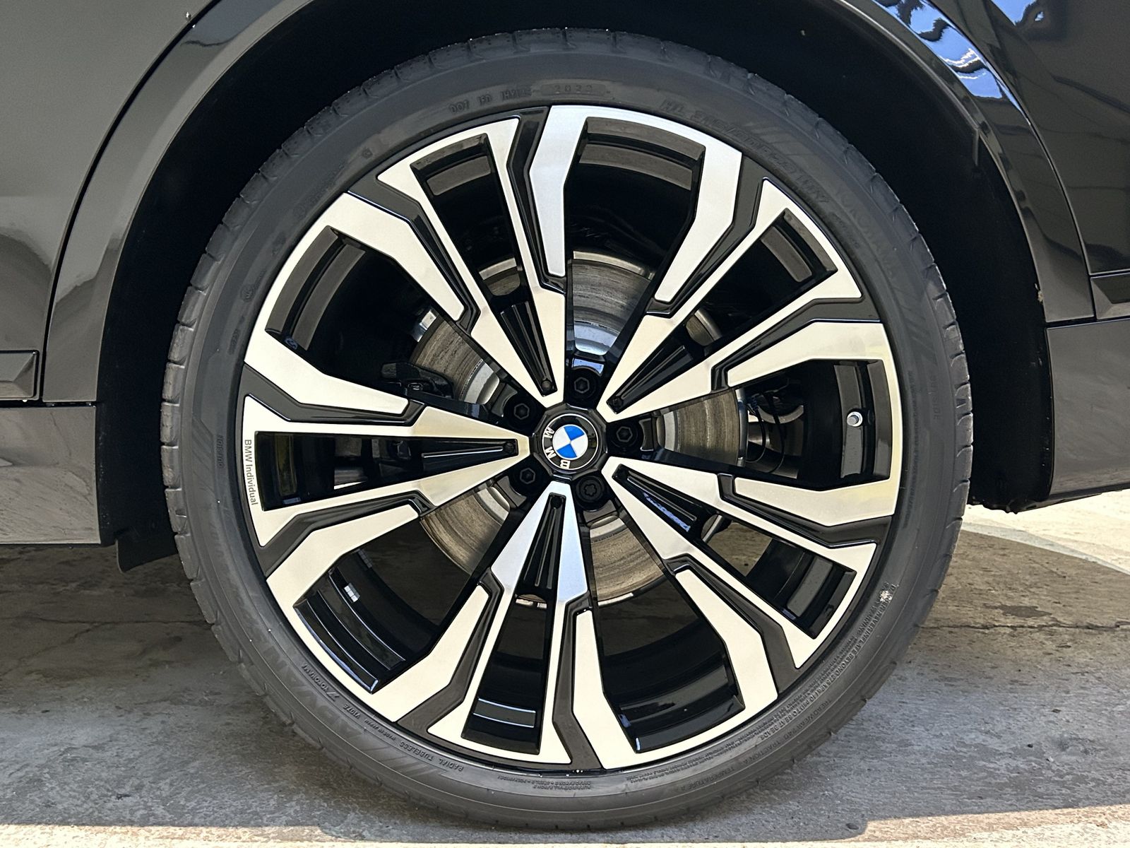 Fahrzeugabbildung BMW X7 xDrive40d M Sportpaket, Integral Aktivlenkung