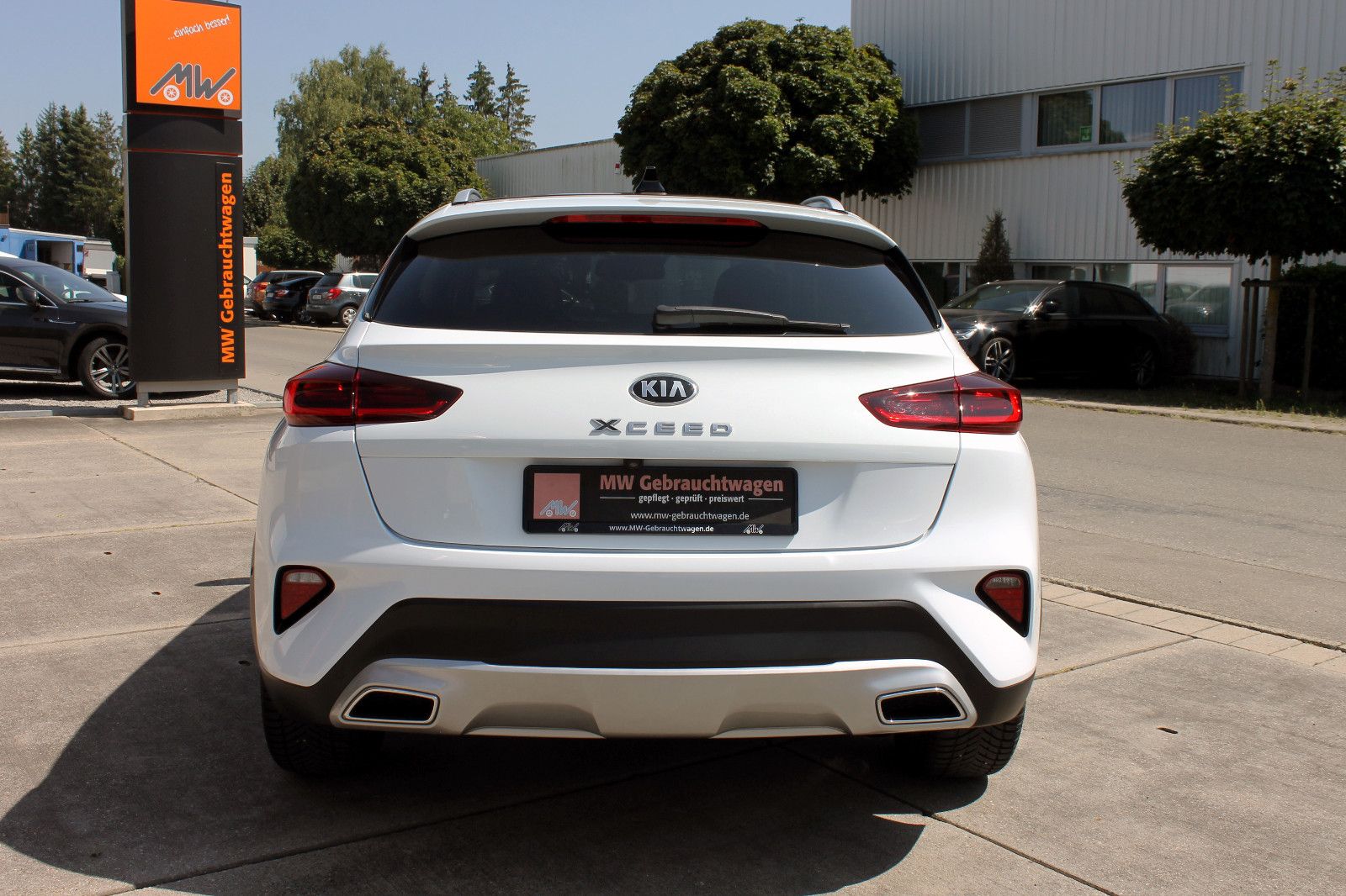 Fahrzeugabbildung Kia XCeed 1.5T-GDI Xdition LED ACC KAM PANO SHZ NAV