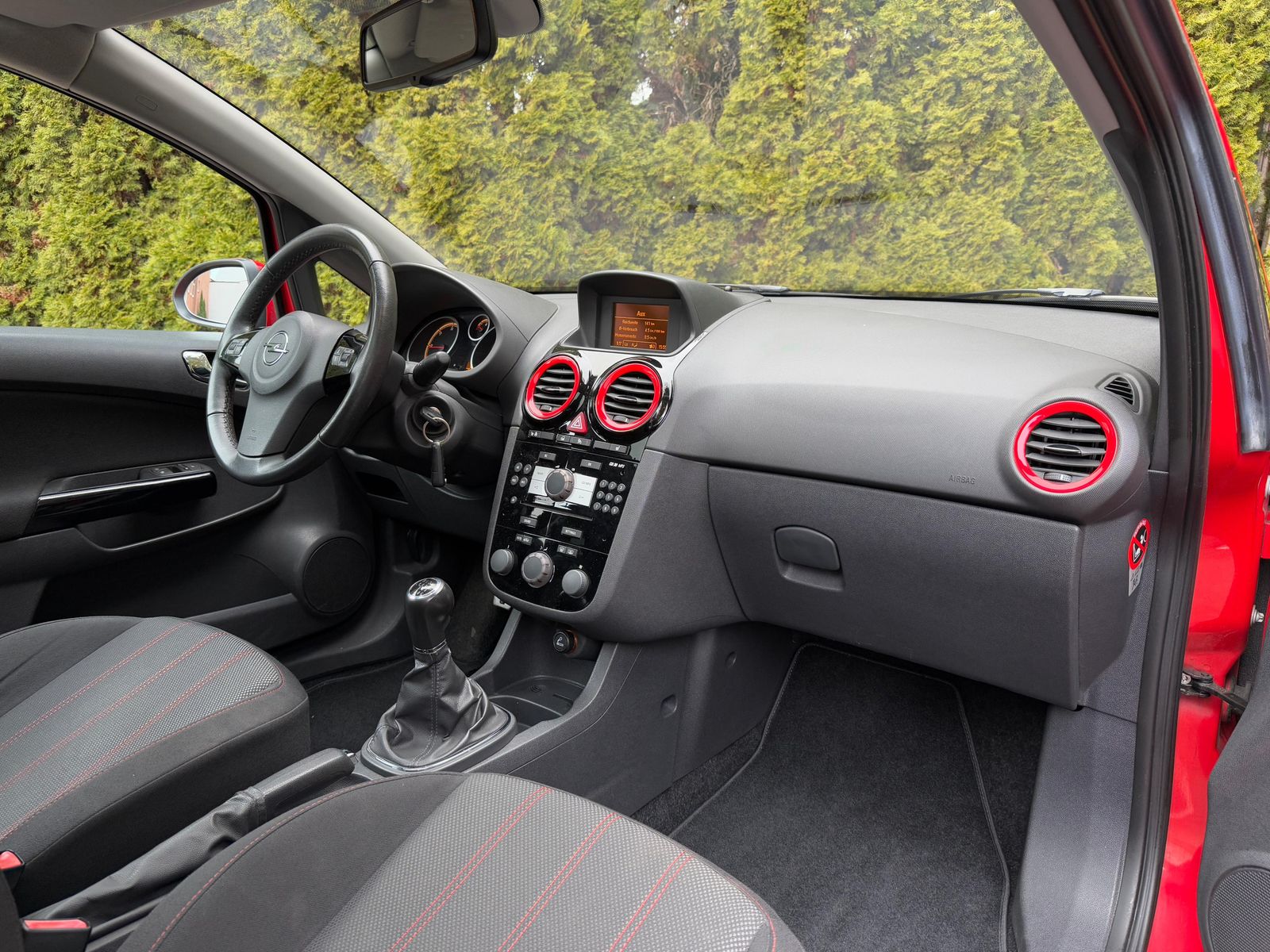 Fahrzeugabbildung Opel Corsa 1.3D Color OPC-Line SPORT+PANO+SHZ+TEMP+LM