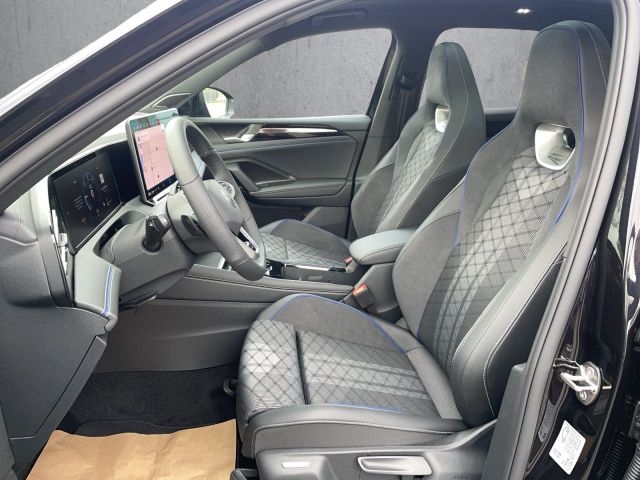 Tiguan R-Line 2.0 TDI 4Motion Bluetooth Navi LED