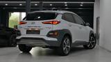 Hyundai Kona Premium 4WD/HuD/RFK/Leder/KeyLess/CarPlay - Hyundai KONA mit Benzin-Antrieb: mit Navigationssystem