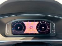 Volkswagen Tiguan 2.0 TSI DSG 4M R-LINE 1.HD LEDER AHK H-UP bei Autohaus Landmann & Maier OHG
