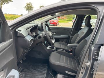 Dacia Sandero Stepway Expression TCe 110