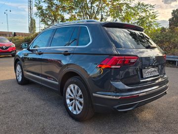 Volkswagen Tiguan - 6