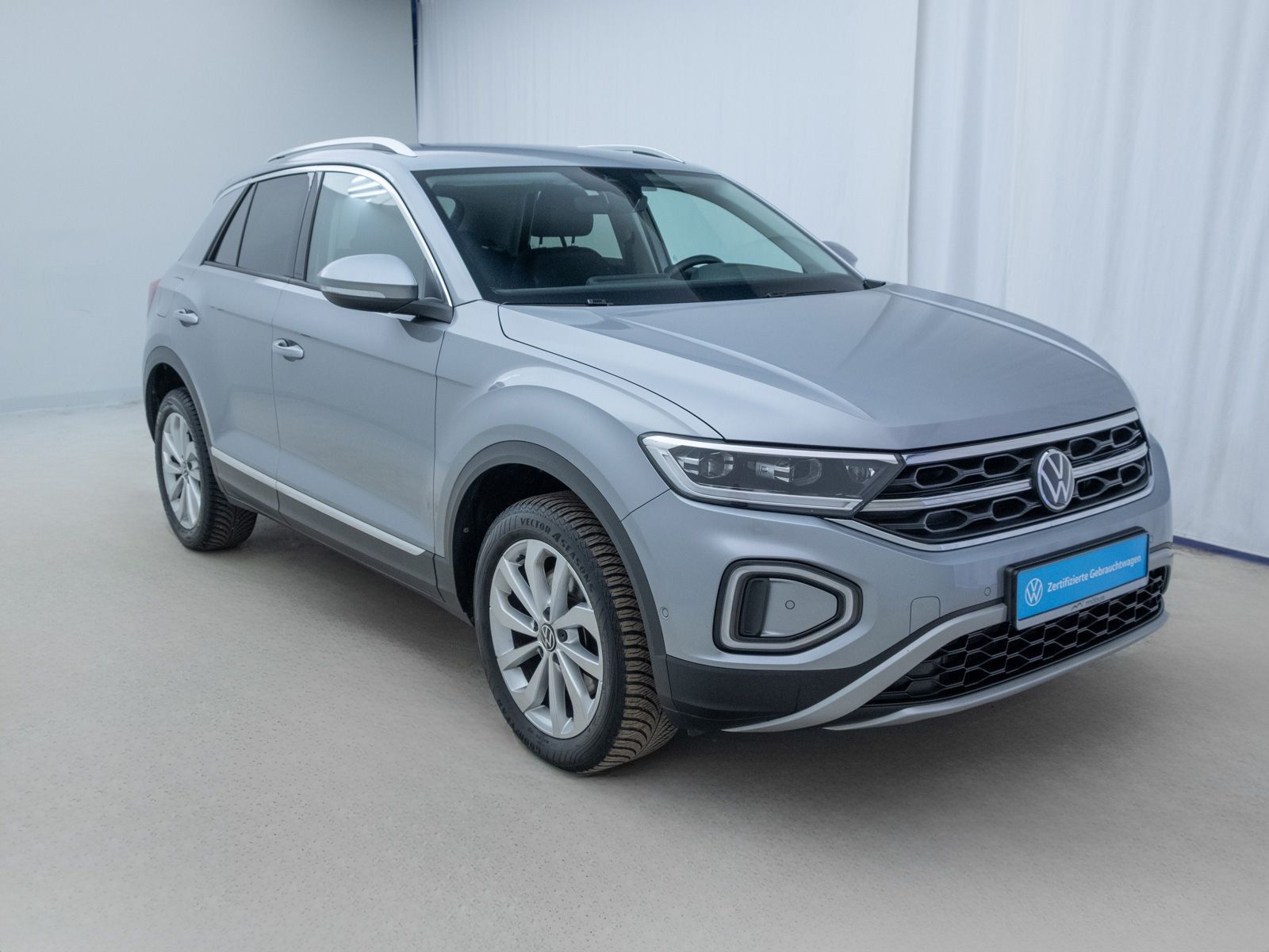Volkswagen T-Roc - Bild 4
