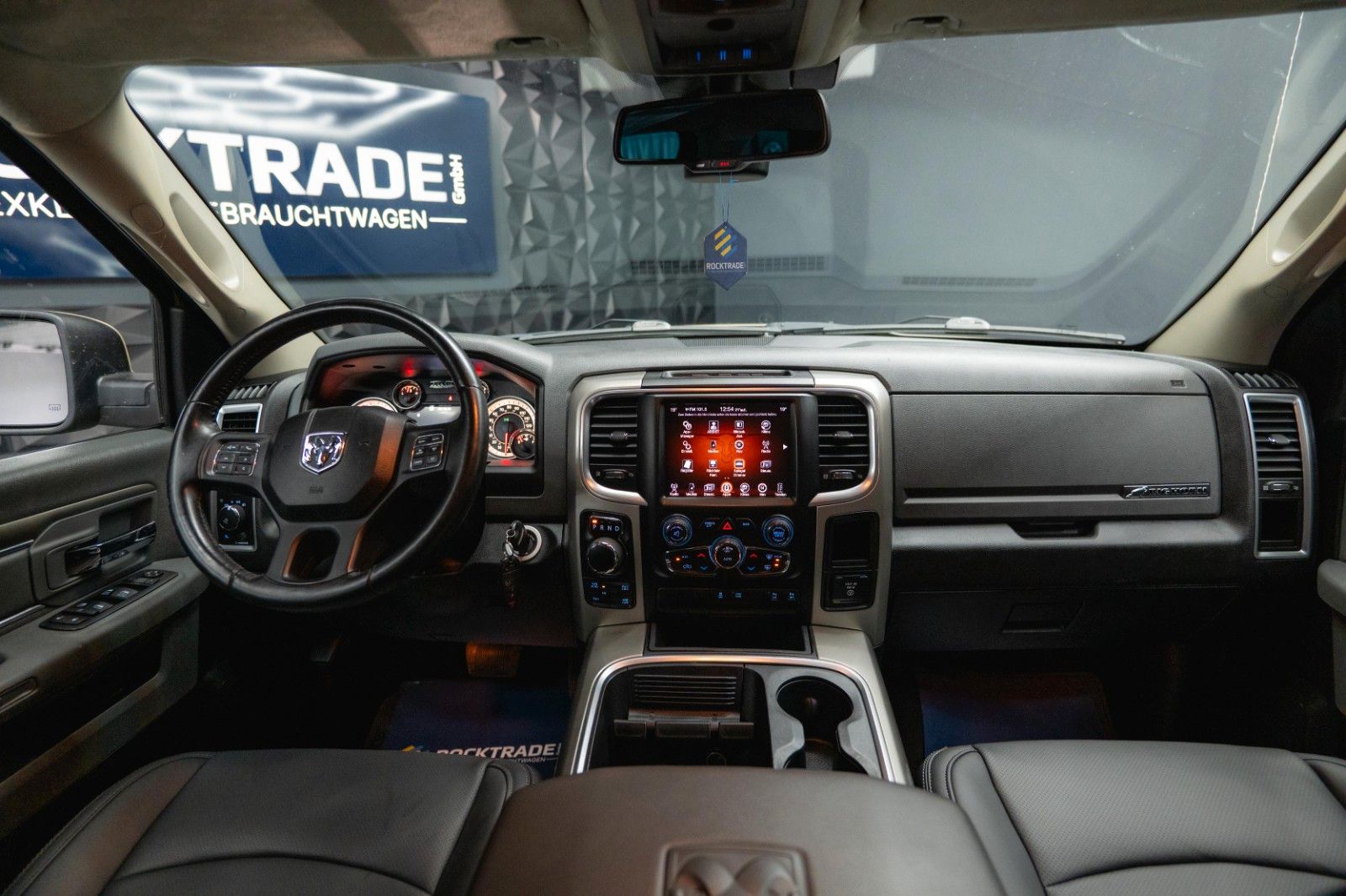 Fahrzeugabbildung Dodge RAM 5.7 V8 HEMI 4x4 OFFROAD RAPTOR LONGBED 19%
