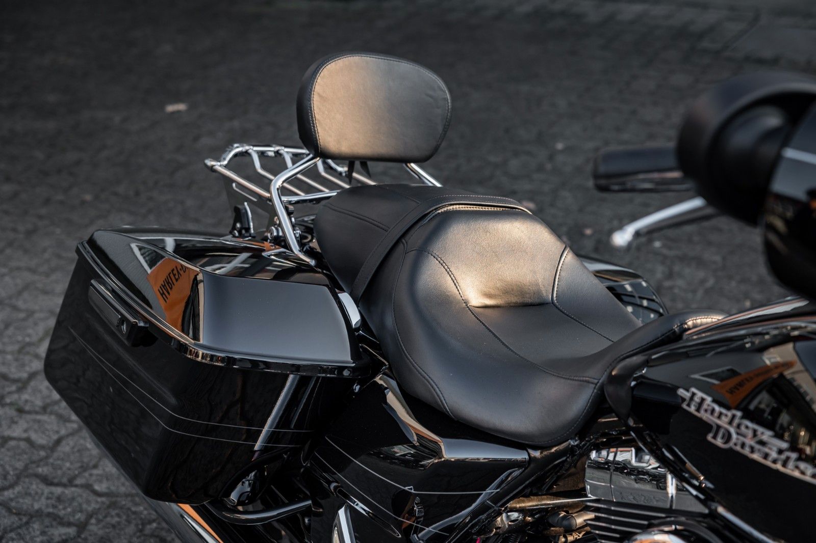 Fahrzeugabbildung Harley-Davidson Harley-Davidson STREET GLIDE SPECIAL FLHXS