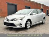Toyota Avensis Basis - gebrauchte Toyota Avensis aus dem Jahr 2013