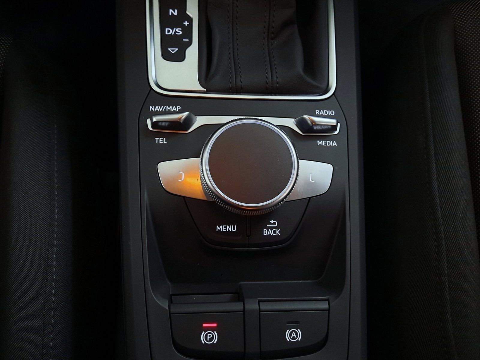Fahrzeugabbildung Audi Q2 TFSI advanced S-tronic*Cam*PDC*Sitzhg*ACC*App