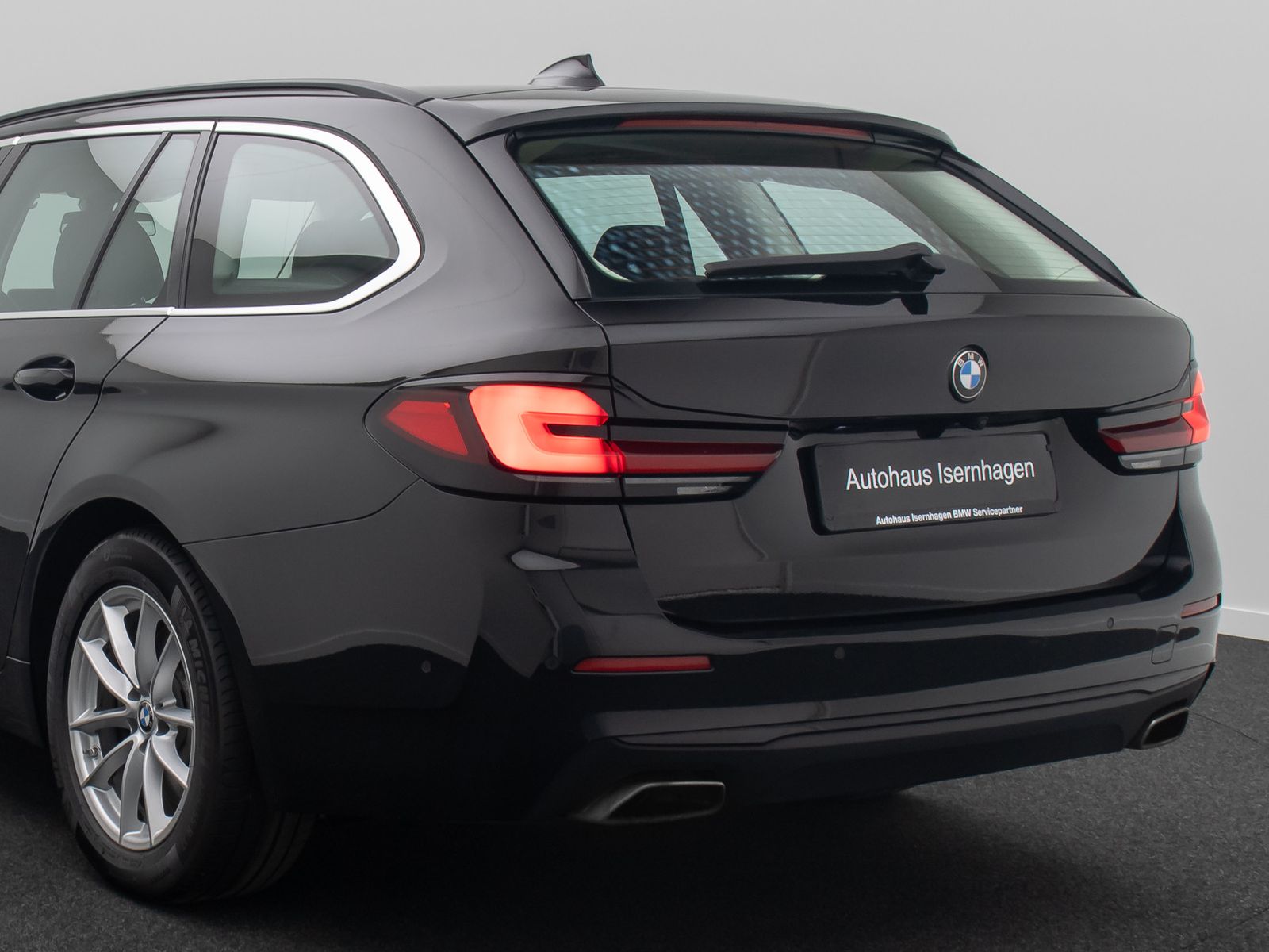 Fahrzeugabbildung BMW 530d Alarm 4xKlima DAB Kamera Panorama Sportsitz