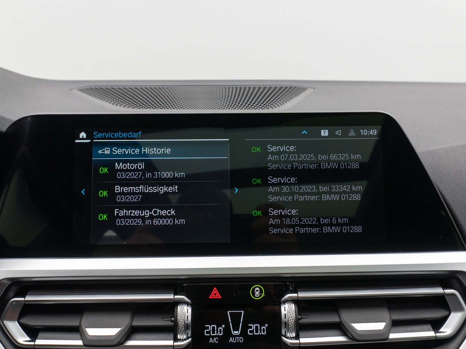 Fahrzeugabbildung BMW 320e Sport Line Panorama DAB CockPitPr PDC Alarm