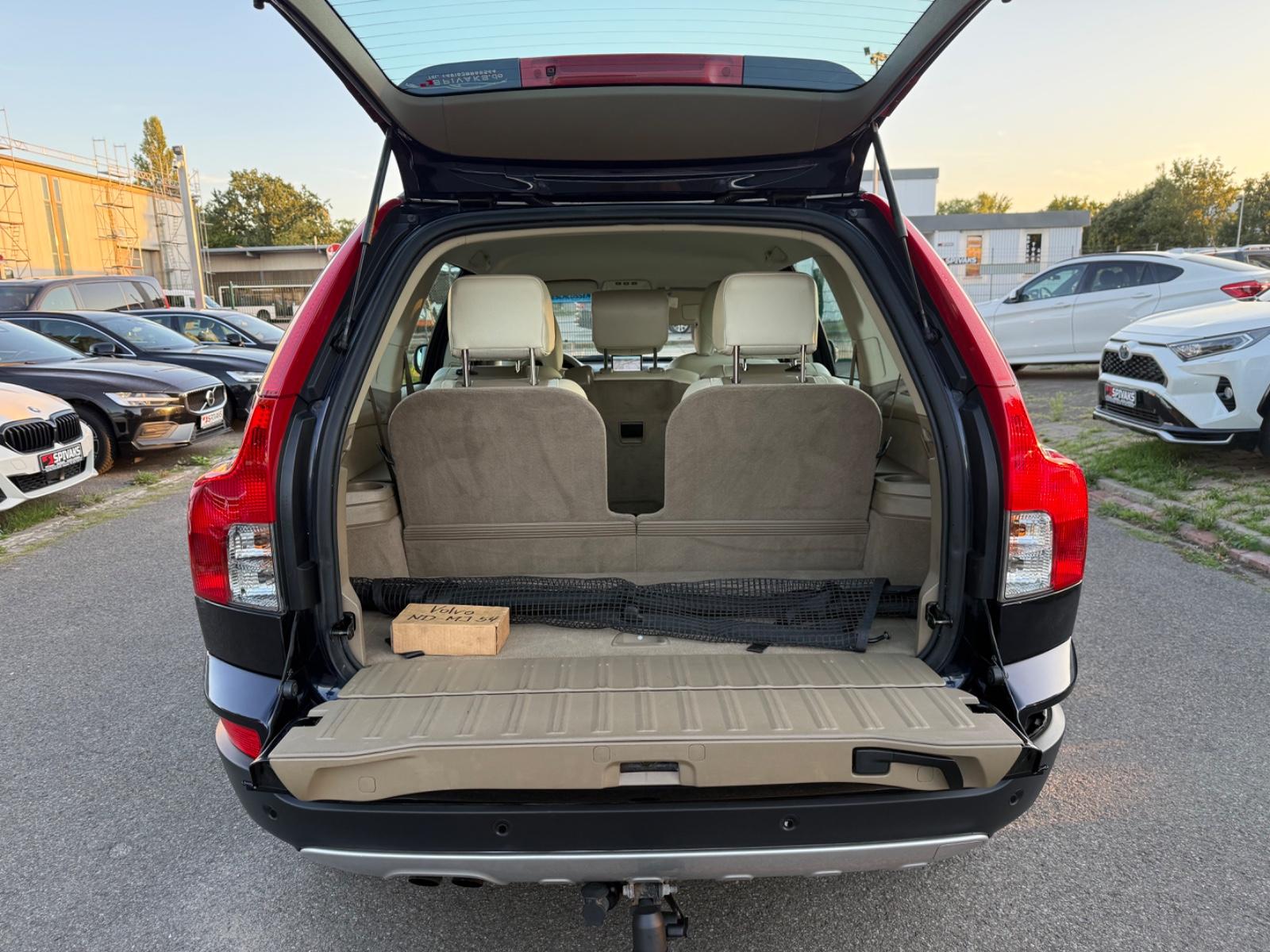 VOLVO XC90 - D5 185 CV - 7PL - CARNET ENTRETIEN