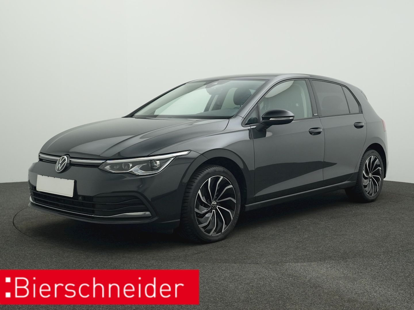 Volkswagen Golf 8 1.5 TSI MOVE LED+ KEYLESS H+K