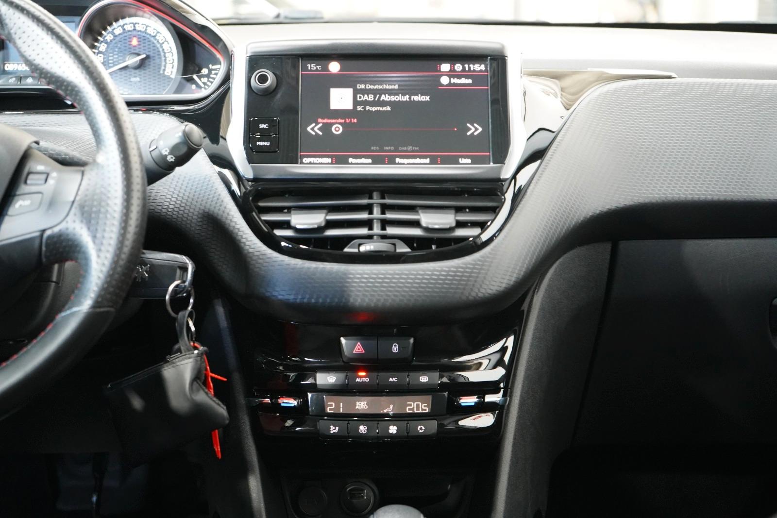 Peugeot 2008 Allure GT-LINE*Pano*Navi*Kam*18 Z.*Automat.