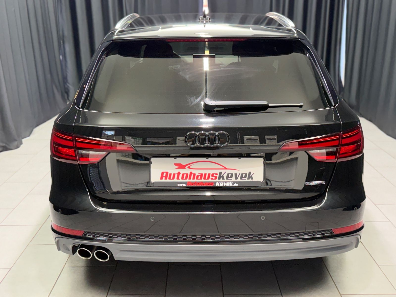 Fahrzeugabbildung Audi A4 Avant quattro sport|3xS-LINE|XENON|NAVI|VOLL