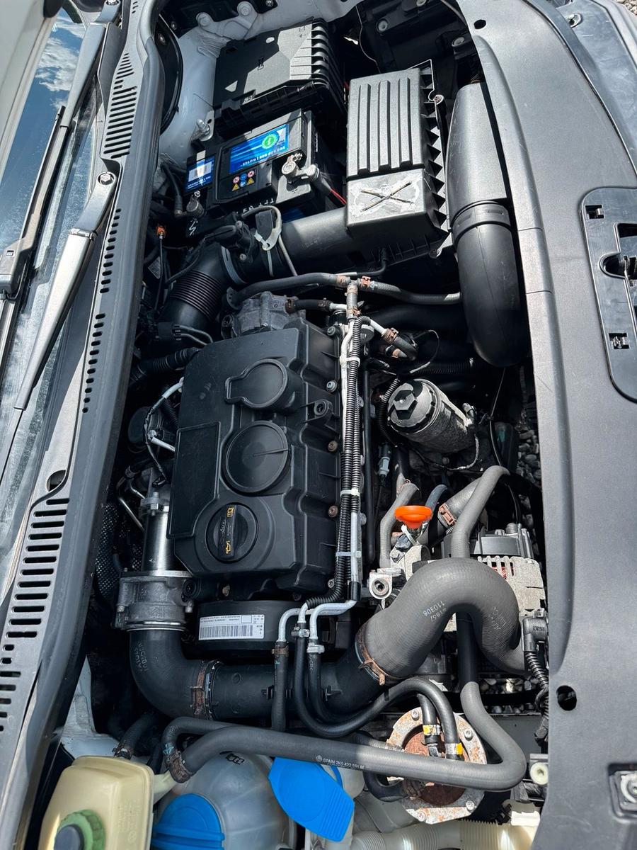 Volkswagen Caddy 2008 — engine 105 HP (77kW)