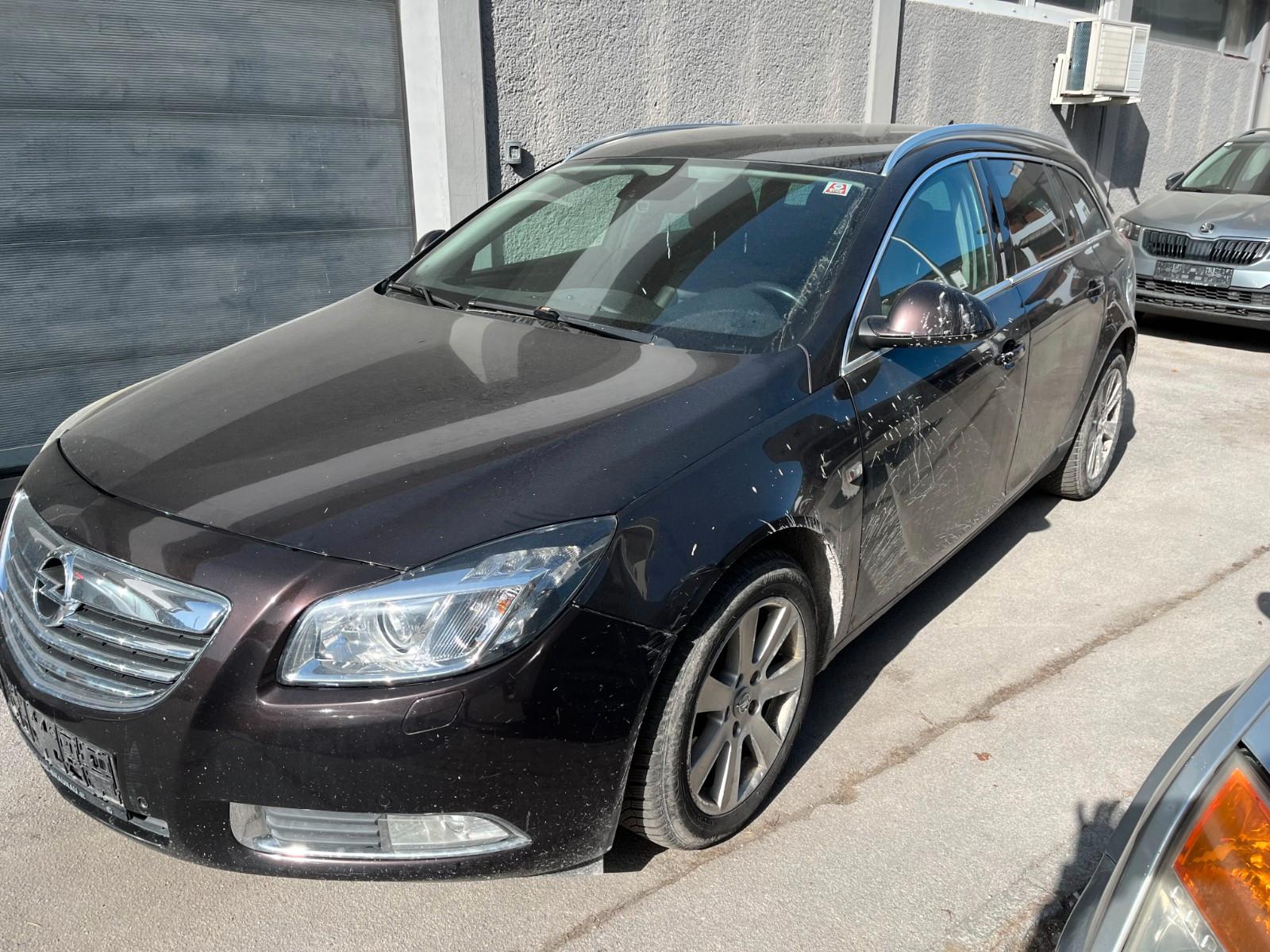 Opel Insignia A Sports Tourer Sport