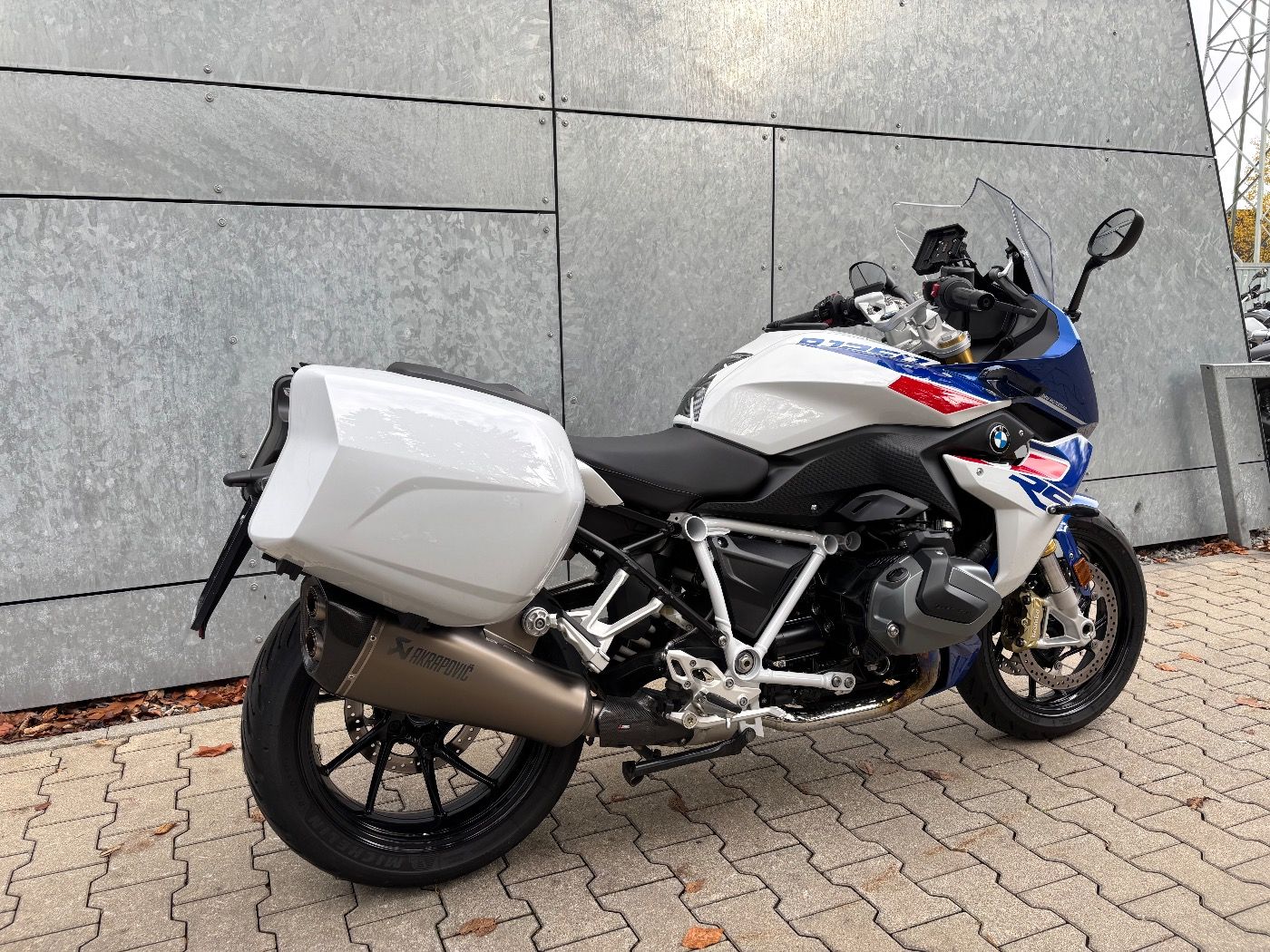 Fahrzeugabbildung BMW R 1250 RS Sport 3 Pakete Akrapovic Seitenkoffer