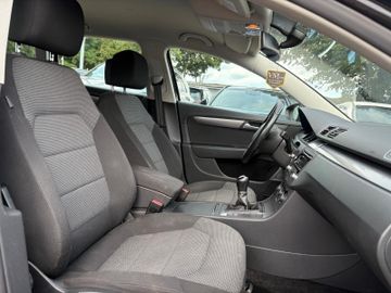 Volkswagen Passat Variant - 10