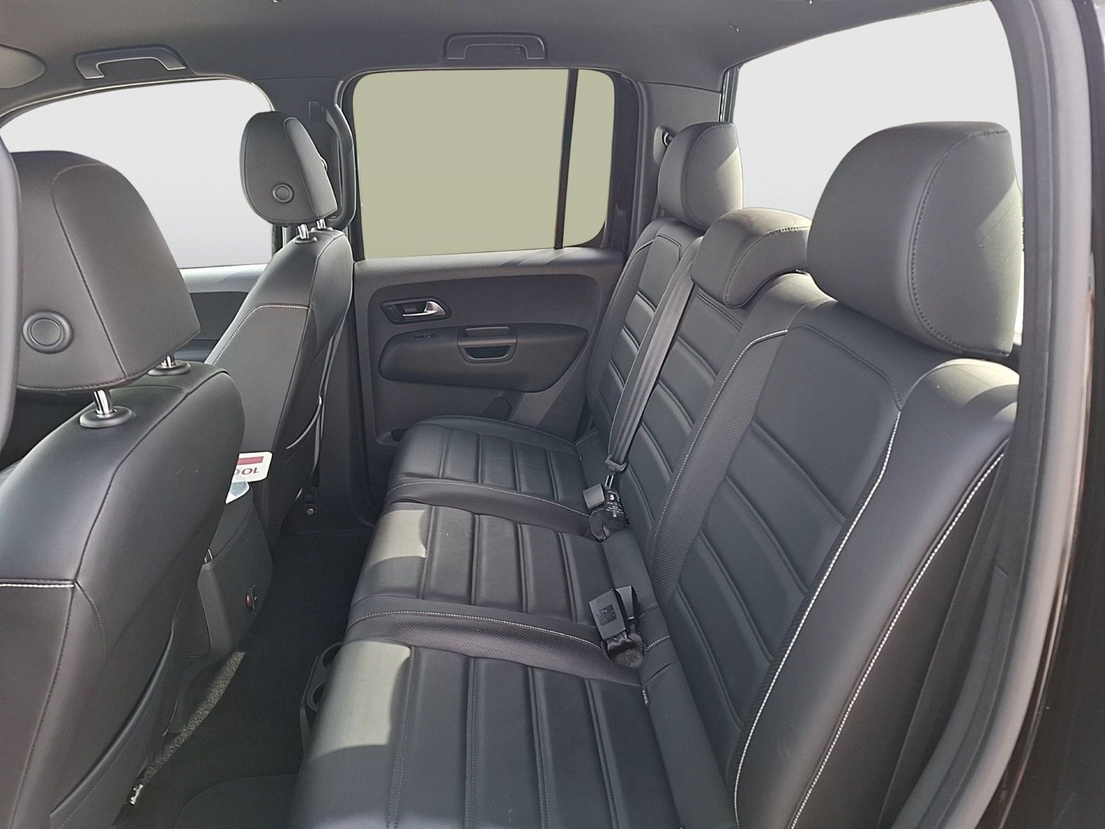 Fahrzeugabbildung Volkswagen Amarok TDI Aventura DC DSG 4M STH Xenon AHK Navi