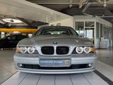 BMW 520i*XENON+LEDER+TEMPOMAT+PDC+SITZHEIZUNG* - BMW 520 aus 2001: 520i