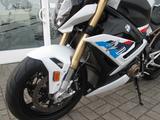 BMW S 1000 R / M-PAKET  /  Akrapovic / Garantie - BMW R 100 S