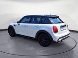 MINI Cooper Classic Trim Aut. Klimaaut. PDC Navi Sitz - gebrauchte MINI MINI aus dem Jahr 2024