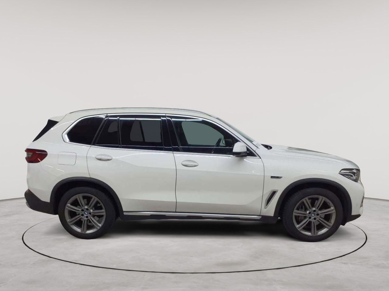 BMW X5 xDrive45e xLine Navi AHK Leder foto 3