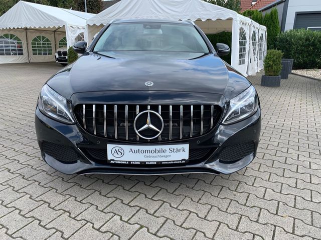 Fahrzeugabbildung Mercedes-Benz C 220 Td BlueTEC+Sport-Grill+LED+Navi+AHK+PTS