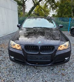 BMW 330 - 3