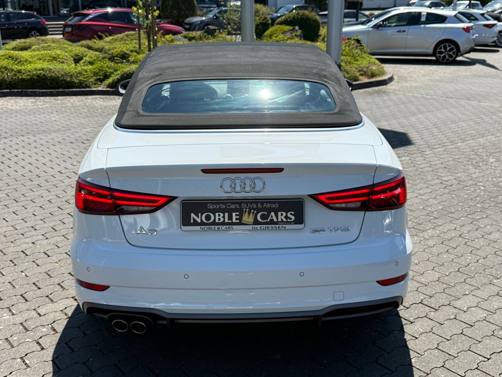 Fahrzeugabbildung Audi A3 Cabriolet S line 35 TFSI KAM LED NAVI