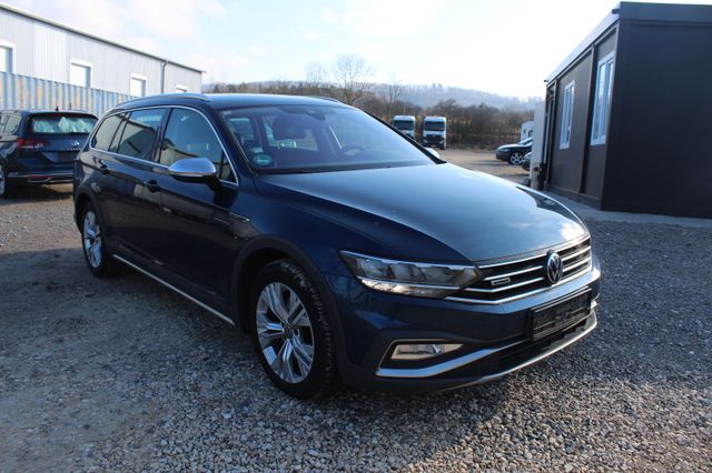 Volkswagen Passat Var*Alltrack*4Motion*NAVI*LED*VIRT*8 FACH