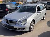 Mercedes-Benz E 280 E T-Modell E 280 T CDI 4Matic - Mercedes-Benz E 280: Cdi 4matic
