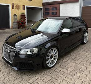 2011 AUDI RS3 照片 3