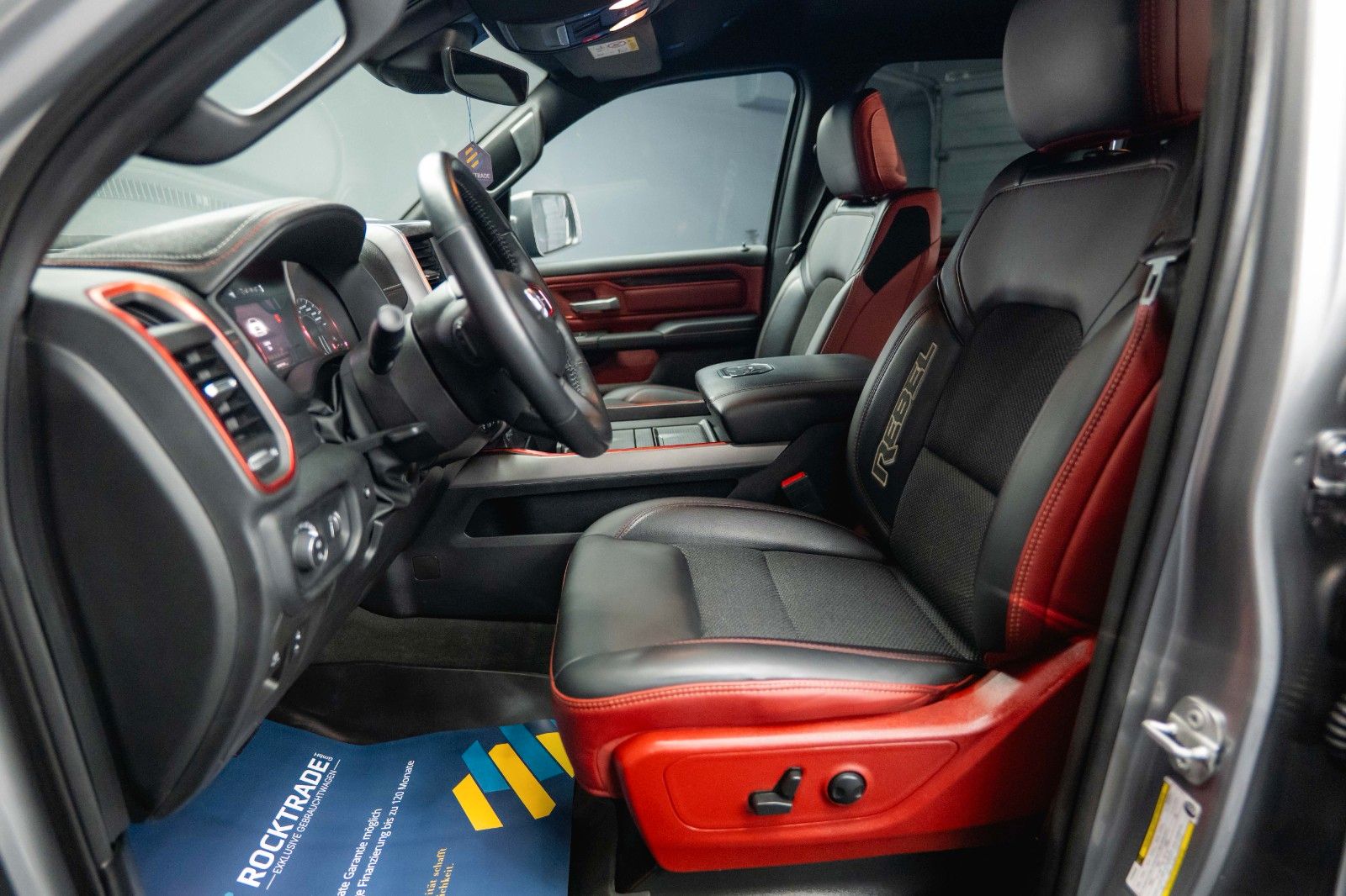 Fahrzeugabbildung Dodge RAM 5.7 V8 HEMI 4x4 REBEL OFFROAD AXLE LOCK 19%