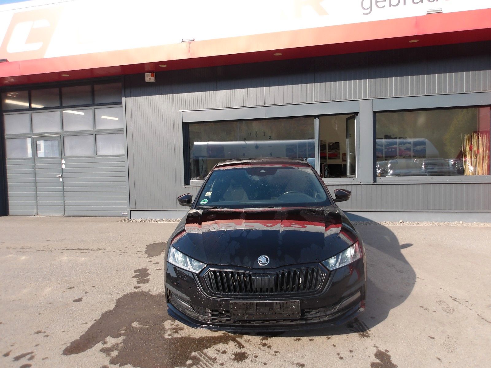 Skoda Octavia Lim. Sportline 4x4 EXP € 19990.-- imagem 2