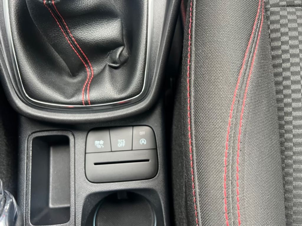 FORD Puma 1.0 EcoBoost Mild Hybrid NAVI,SHG,LH,FSH FORD Puma 1.0 EcoBoost Mild Hybrid NAVI,SHG,LH,FSH