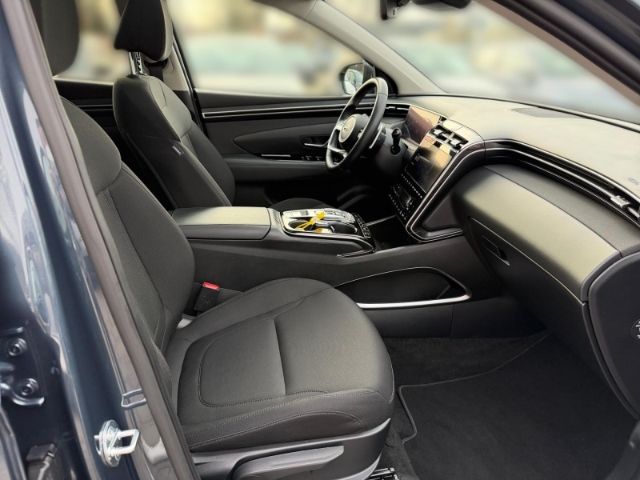 Fahrzeugabbildung Hyundai Tucson Trend Mild-Hybrid 4WD +KLIMA+PDC+RFK+NAVI