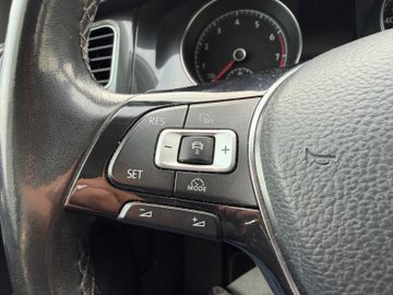 Volkswagen Golf - 8