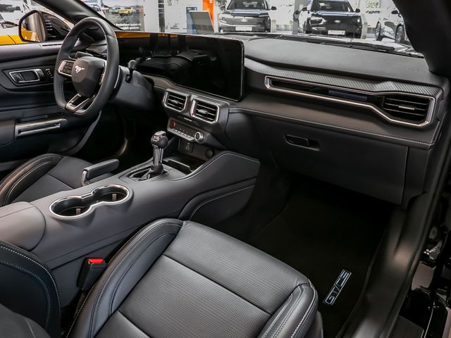 Ford Mustang Convertible 5.0 Ti-VCT V8 328 GT Kamera
