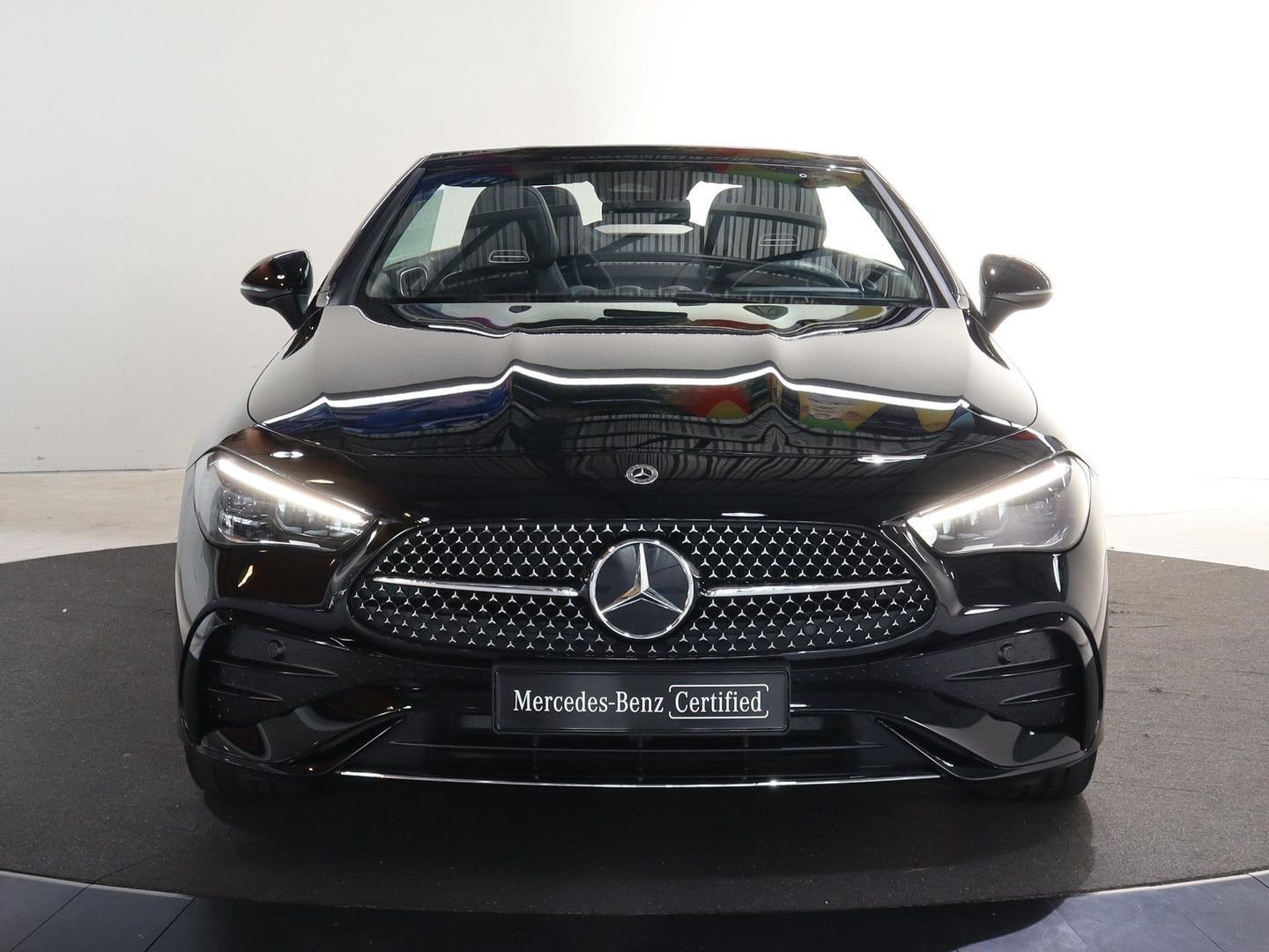 Mercedes-Benz CLE 200 Cabrio AMG Line | Winter pakket | Nekver imagem 3